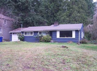 3218 NE 163rd St, Lake Forest Park, WA 98155