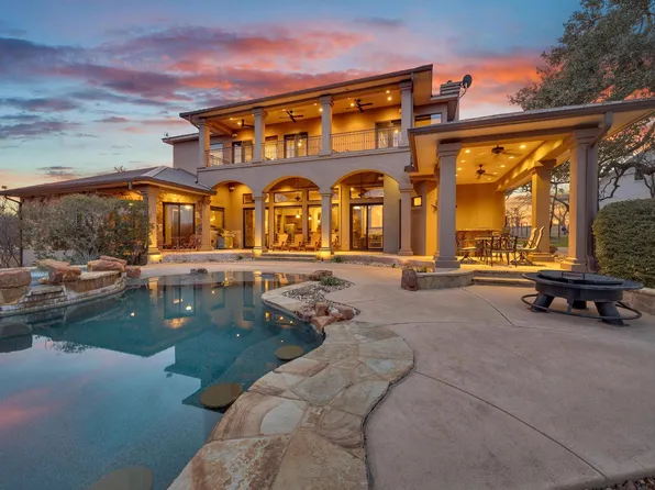 303 Yaupon Dr, Spicewood, TX 78669