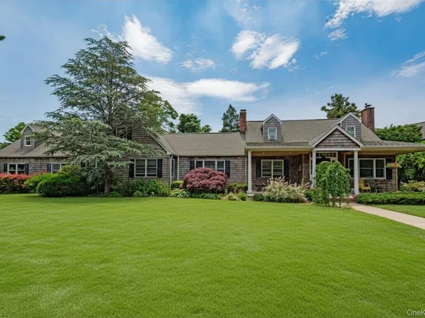 253 Melbury Road, Babylon, NY 11702