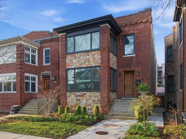 2733 W Agatite Ave, Chicago, IL 60625