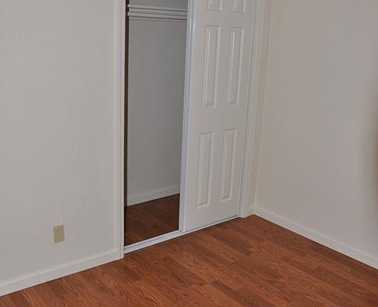 4th image of 3693 Waterbury Ct