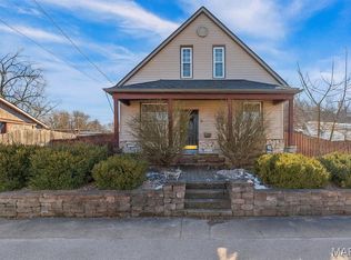 108 S Long St, Caseyville, IL 62232