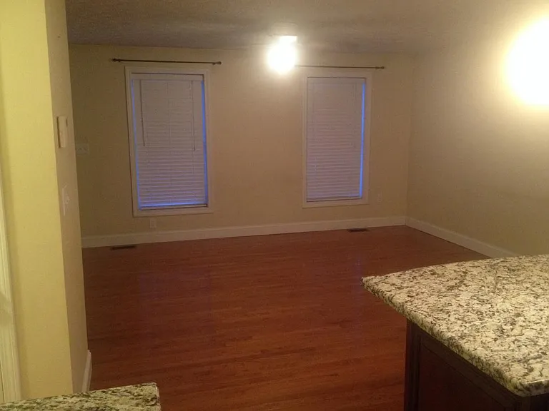 16 Ivywood Ln — Photo 6
