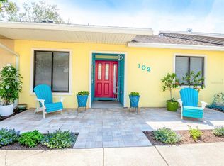 102 Anclote Rd, Tarpon Springs, FL 34689