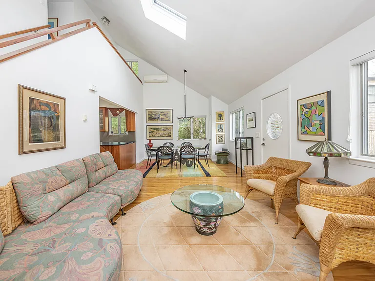 13 Sycamore Dr — Photo 5