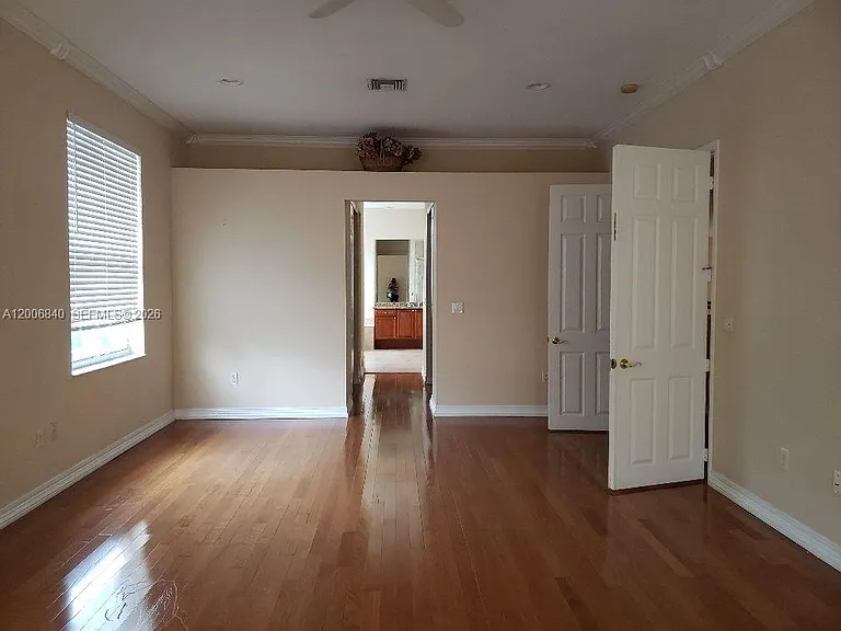 6352 Squirewood Way — Photo 9
