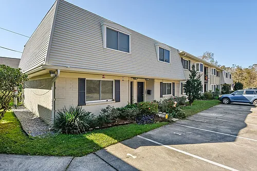 718 Dunbar Ave #2B Photo 1