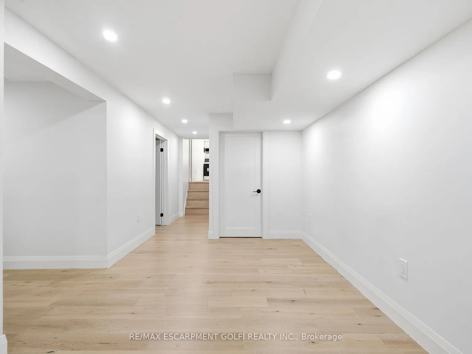 1 bed, $1,400 — Photo 2