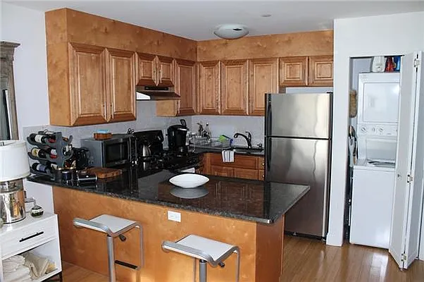 Rented by Space Marketing Shop | media 18