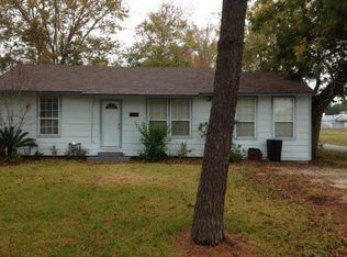 334 E Wilkins St, League City, TX 77573