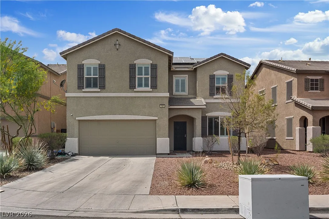 4 bed, 2.5 bath, 2593 sqft, $2,550 — Photo 2
