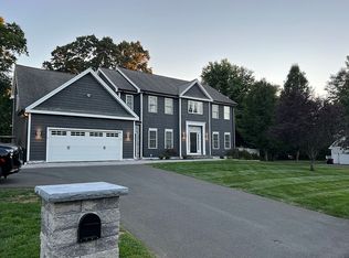 6 Brockett Rd, Wallingford, CT 06492