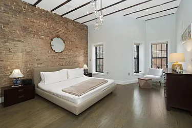 Sold by Space Marketing Shop