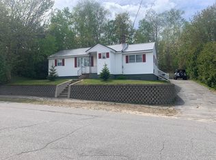 24 Cottage Rd, Millinocket, ME 04462