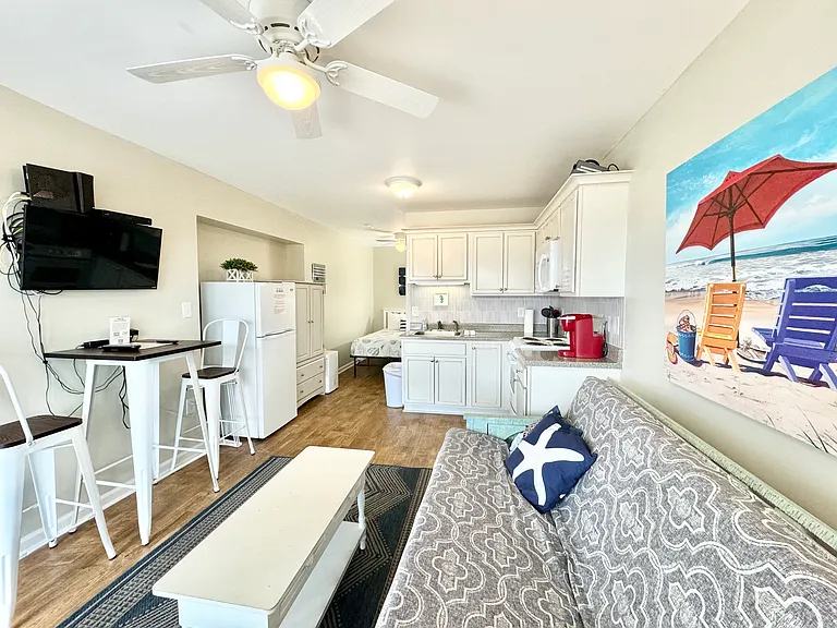 2401 W Fort Macon Rd — Photo 15