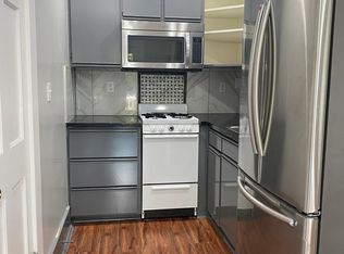 4746 16th Ave NE APT 9, Seattle, WA 98105