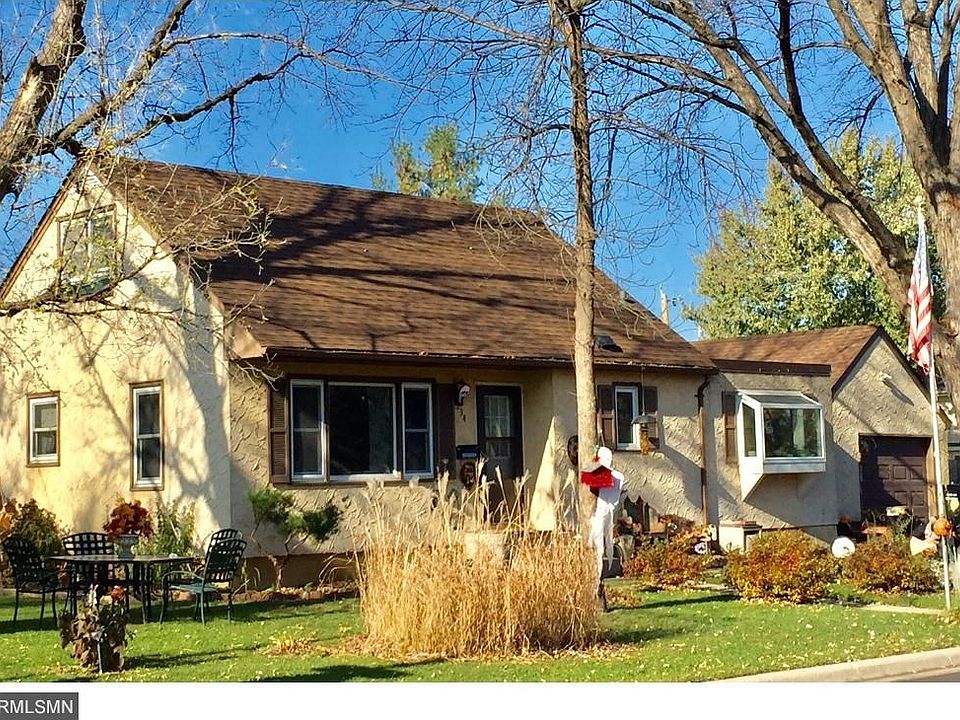 234 Naumkeag Street, - 3BR, 2BA, Large corner lot, 1,368 ft finished. Location, Location, Location!