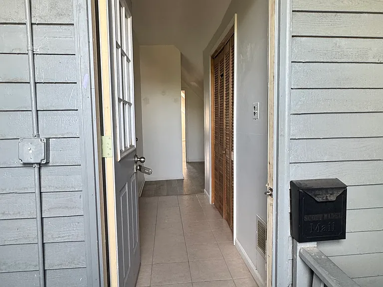 3700 W McLean Ave #4 — Photo 5