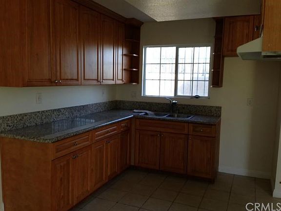 5th image of 2618 W 5th St APT 3