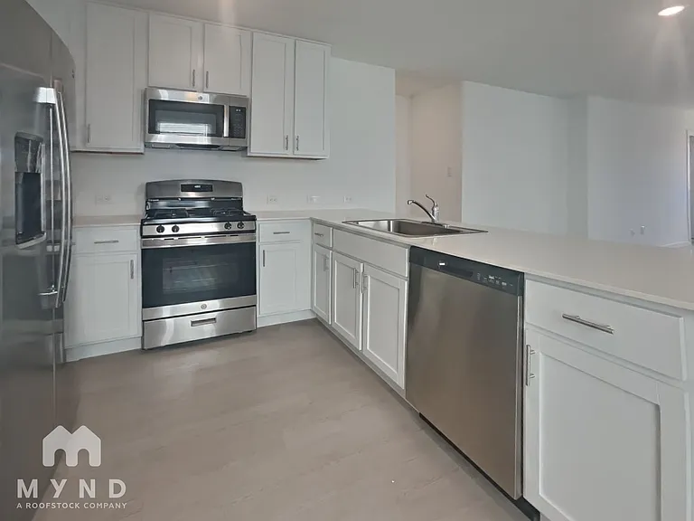 10607 Aqueduct Crk — Photo 8
