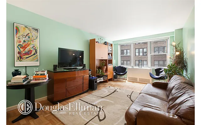 Sold by Douglas Elliman | media 4