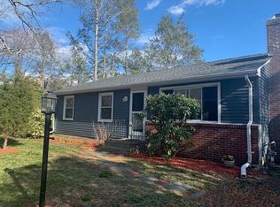 849 Roger Williams Ave, Rumford, RI 02916