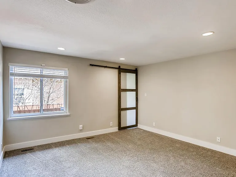 1596 S Lincoln St — Photo 12