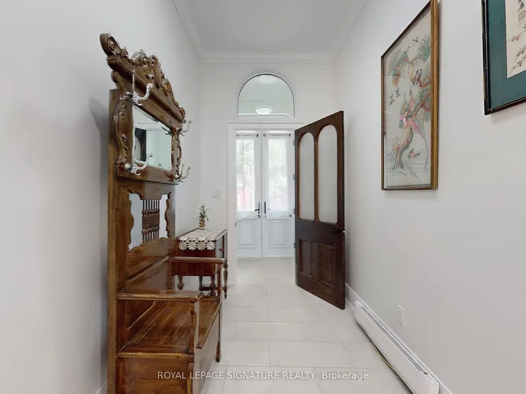 28 Beaconsfield Ave #3 — Photo 3