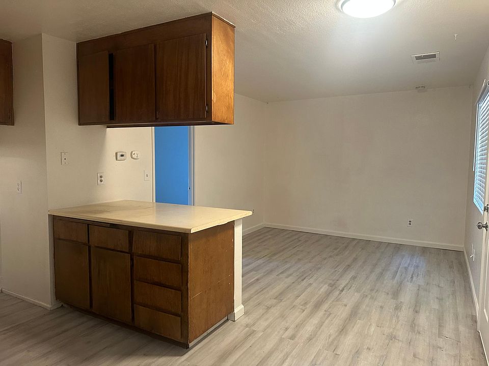 2nd image of 209 Alaska Ave #0
