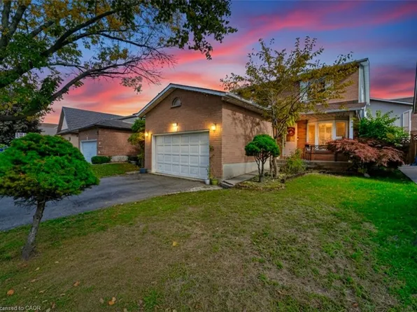 635 Rexford Dr, Hamilton, ON L8W 3E7