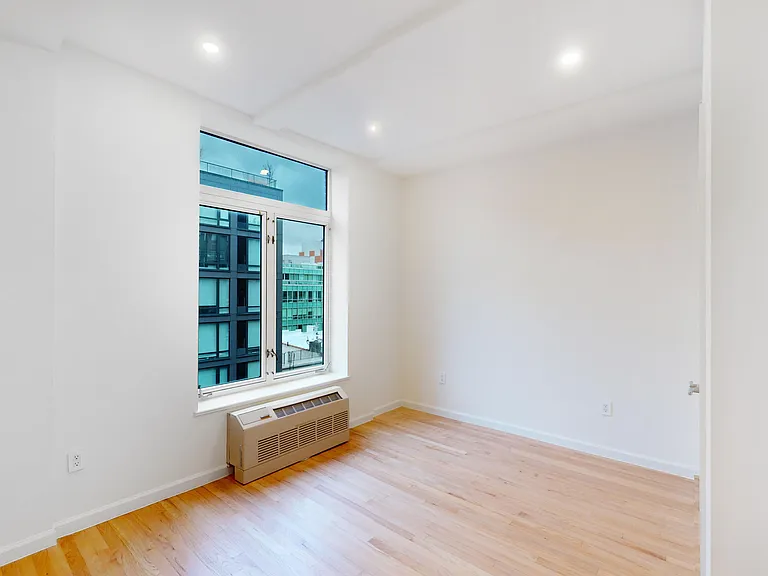97 Grand Ave #5P — Photo 7