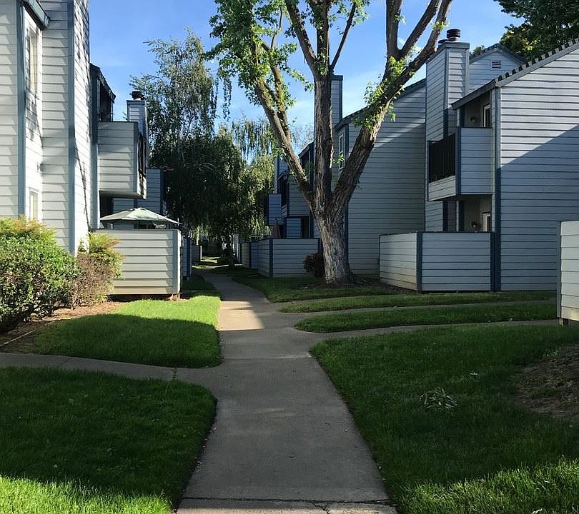 1st image of 445 Almond Dr APT 70