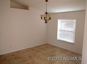 5th image of 2558 Glenwood Ave