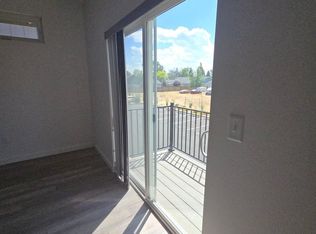 1630 SW Juniper Ave, Redmond, OR 97756