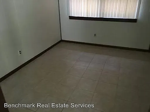 1624 Coombs Drive - 1 — Photo 2