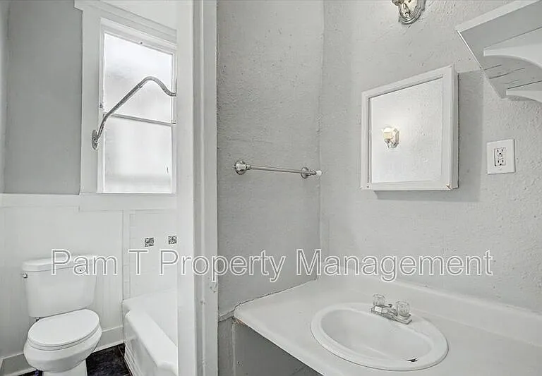 402 E Park Ave #1B — Photo 14