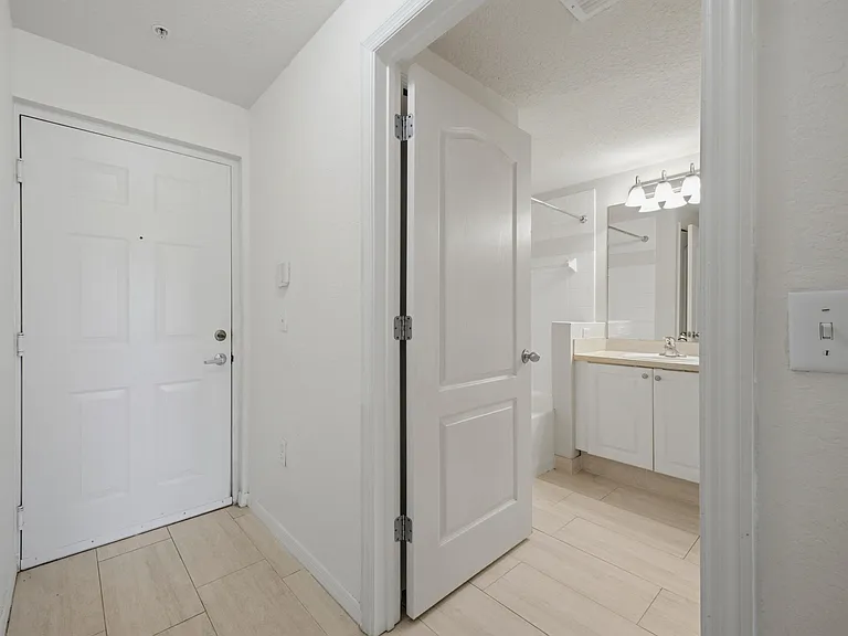11041 Legacy Blvd #103 — Photo 4