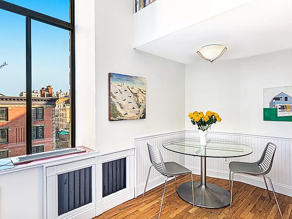 5th image of 100 W 72nd St APT 5A