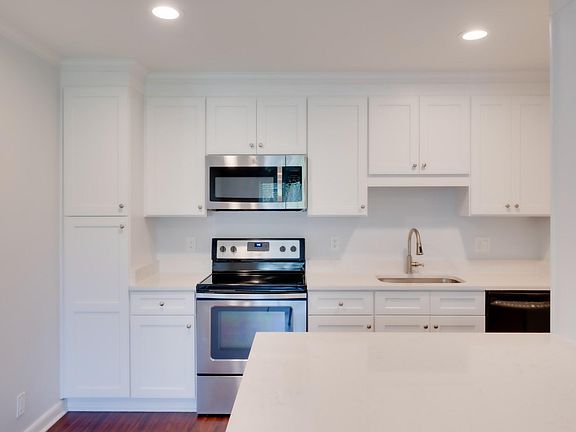 2nd image of 2601 Hillsboro Pike APT C1