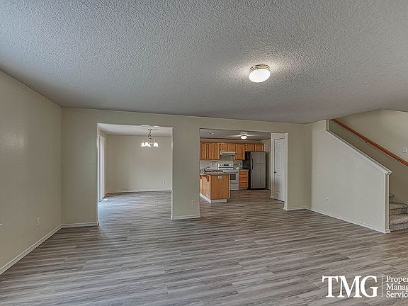2nd image of 15012 NE 68th Way