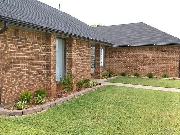 2nd image of 12601 Abbotts Way