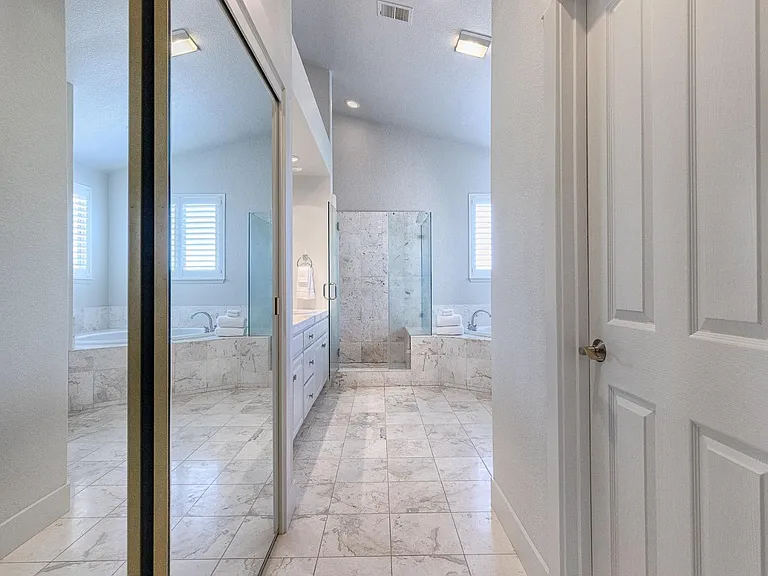 704 Hunt Ave — Photo 45