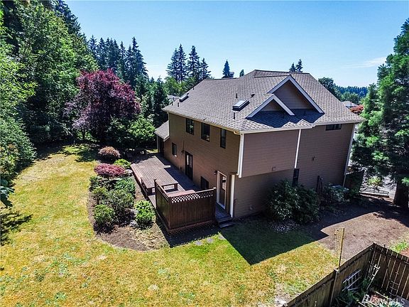 2nd image of 3120 41st Way SE