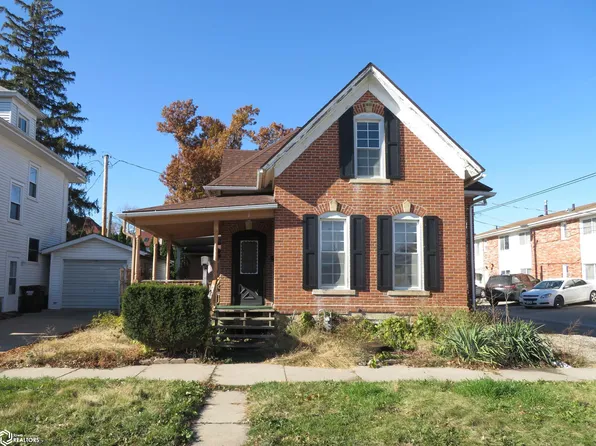 7 S 7th St, Marshalltown, IA 50158