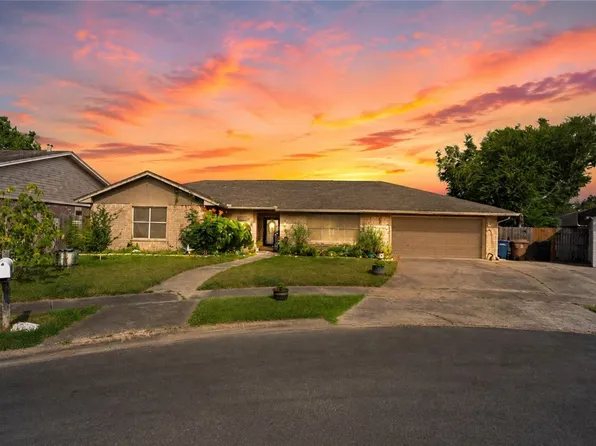 7010 Tree Top Pl, Corpus Christi, TX 78413