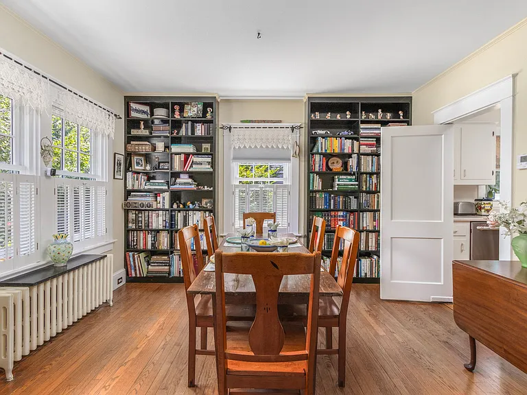 141 Coggeshall Ave — Photo 14
