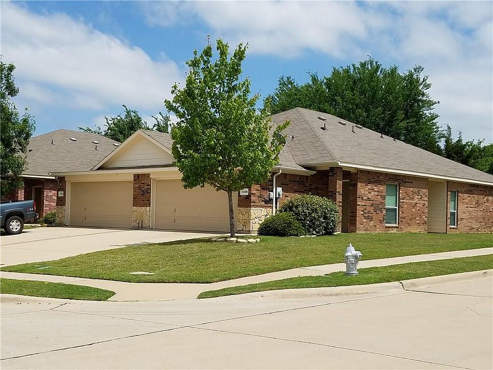 1st image of 2400 Ravenwood Ct