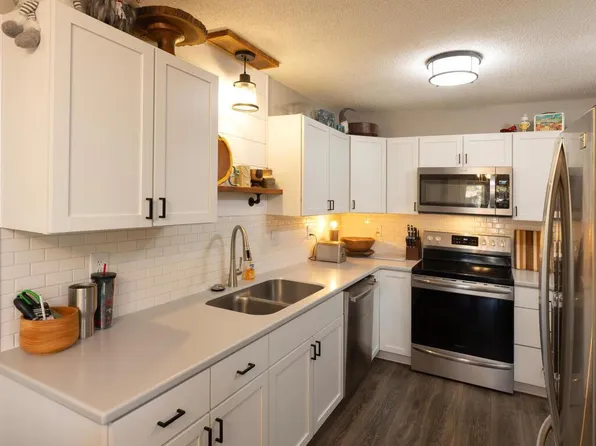 7766 York Ln N, Brooklyn Park, MN 55443