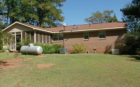 2nd image of 155 Pebble Hill Rd SE