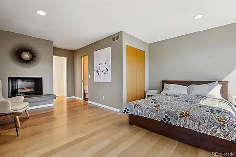 Larkspur Dr — Photo 10
